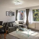 1 Bed Flat, In Heart Of London, 5 Min From Shard